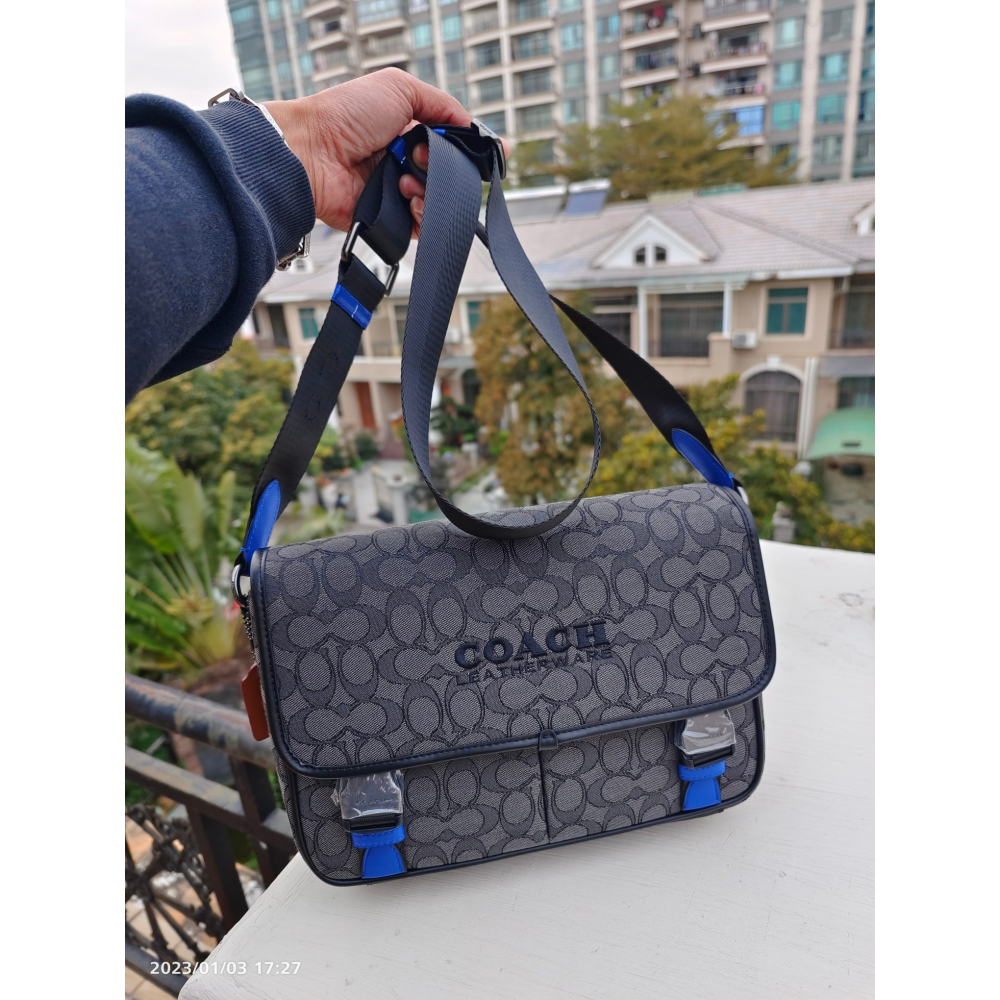 （momo shop）Coach 蔻馳 C9158新款男包LEAGUE信使包單肩斜挎包-細節圖5