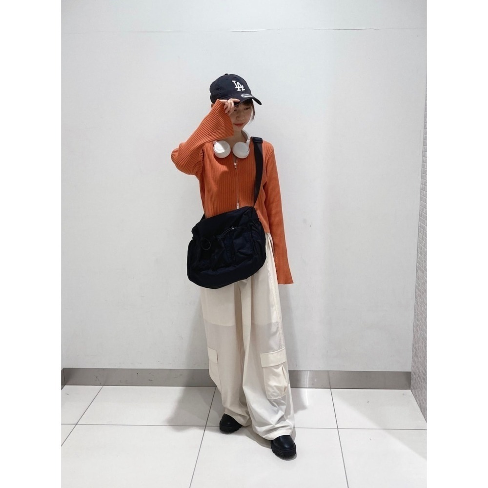 單件免運 🐈 快來帶走我的二手衣 🇯🇵 🐈 日本正品 KBF 2WAY工裝口袋吊帶褲 黑色 二手日牌 古著-細節圖6