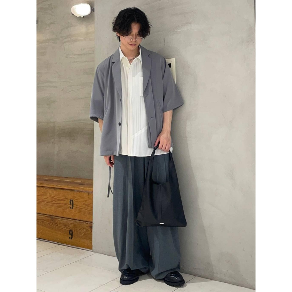 🐈快來帶走我的二手衣🐈 日本正品 HARE 《定番設計TOROMI系列》高級光澤感下襬綁帶短袖西裝外套 灰色 日牌-細節圖4