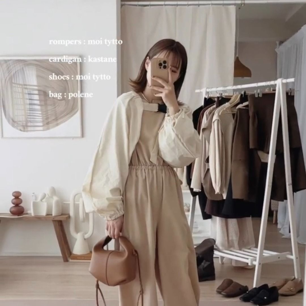 🐈 快來帶走我的二手衣 🇯🇵 🐈 日本正品 Kastane 人氣款！短版釦帶披肩上衣 米白色 袖套罩衫 二手日牌-細節圖2