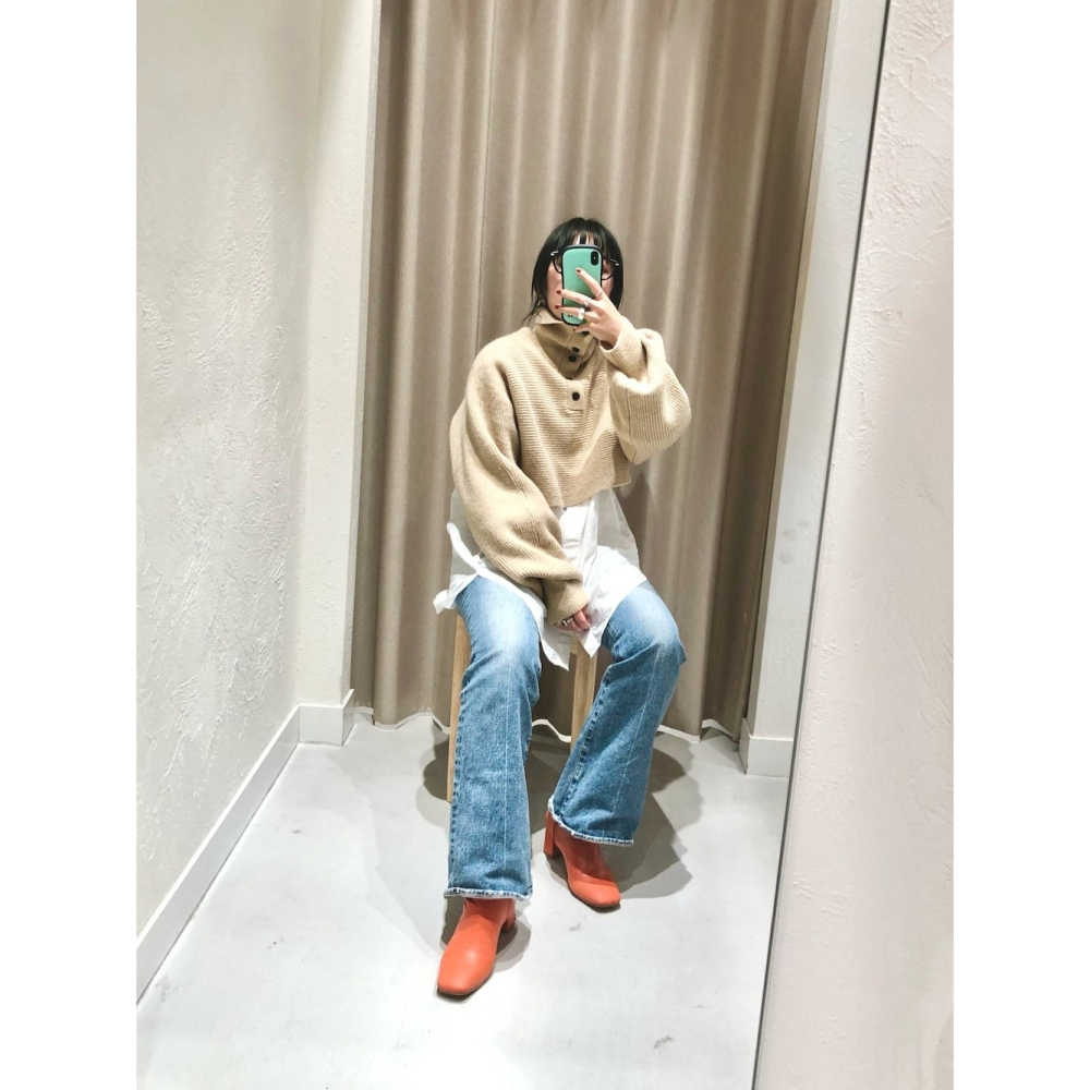 🐈快來帶走我的二手衣🐈 日本正品 Kastane 兩件組 高領短針織毛衣+長版白襯衫 SET 奶茶色 二手日牌 古著-細節圖7