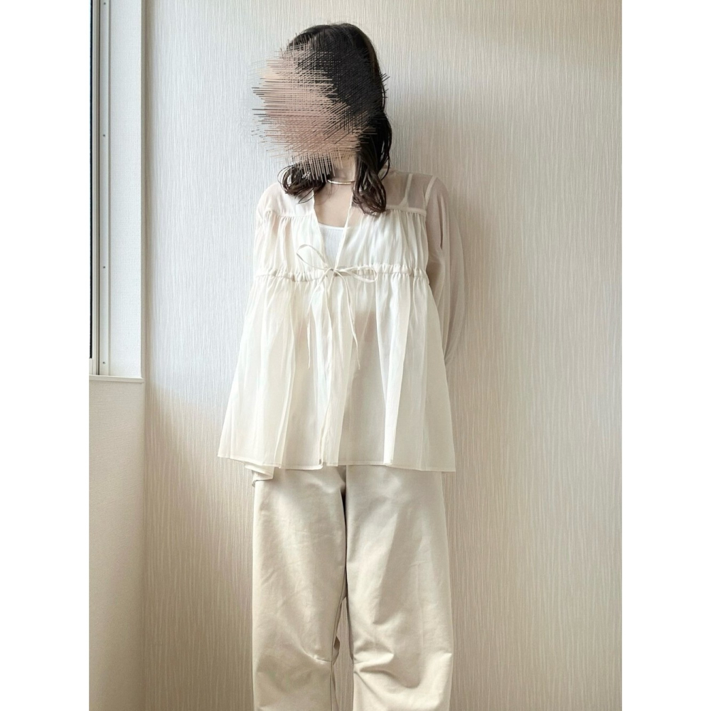 🐈 快來帶走我的二手衣 🇯🇵 🐈 日本正品 mystic 蝴蝶結綁帶透膚抓褶罩衫 藍色 二手日牌-細節圖7