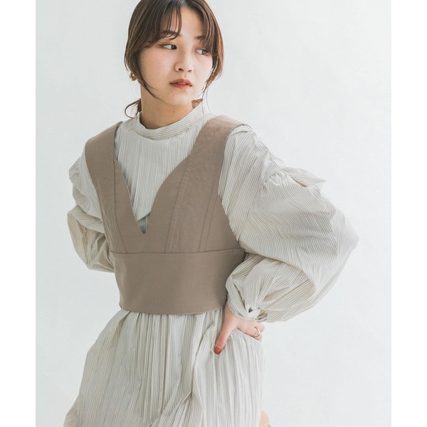 🐈 快來帶走我的二手衣 🇯🇵 🐈 日本正品 KBF 弧線短版背心 卡其色 二手日牌 古著-細節圖4