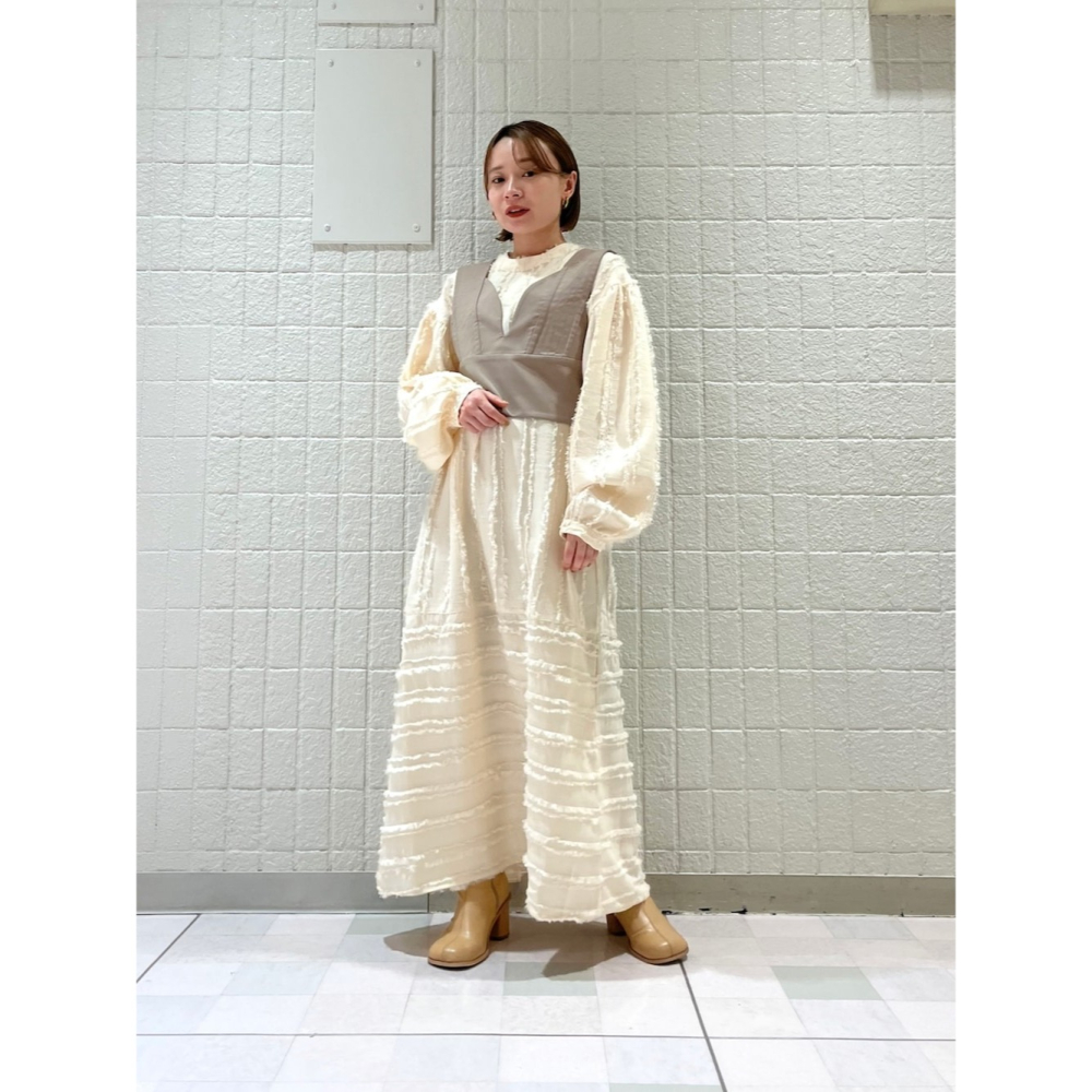 🐈 快來帶走我的二手衣 🇯🇵 🐈 日本正品 KBF 弧線短版背心 卡其色 二手日牌 古著-細節圖7