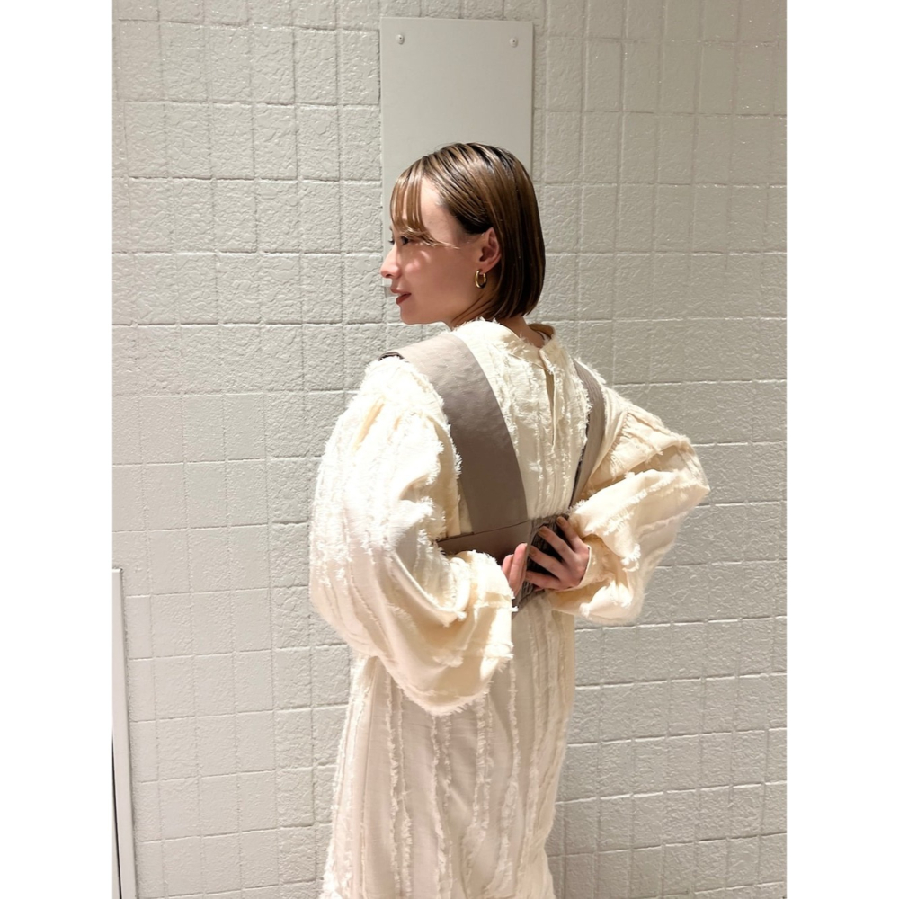 🐈 快來帶走我的二手衣 🇯🇵 🐈 日本正品 KBF 弧線短版背心 卡其色 二手日牌 古著-細節圖8