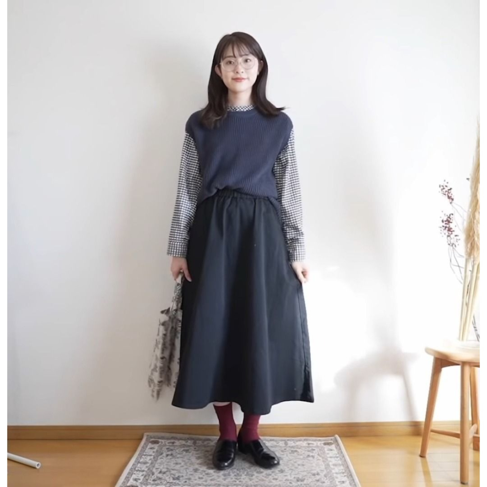 🐈 快來帶走我的二手衣🐈日本正品 無印良品 穿搭YT yubeshi ゆべし 同款 好看版型秋冬長裙 黑色 二手日牌-細節圖2