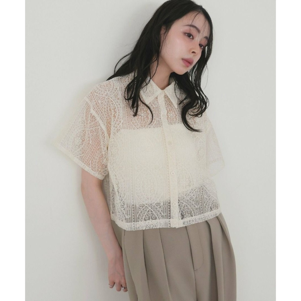 🐈 快來帶走我的二手衣 🇯🇵 🐈 日本正品 LIAN 翻領刺繡蕾絲襯衫 米白色 日牌-細節圖2