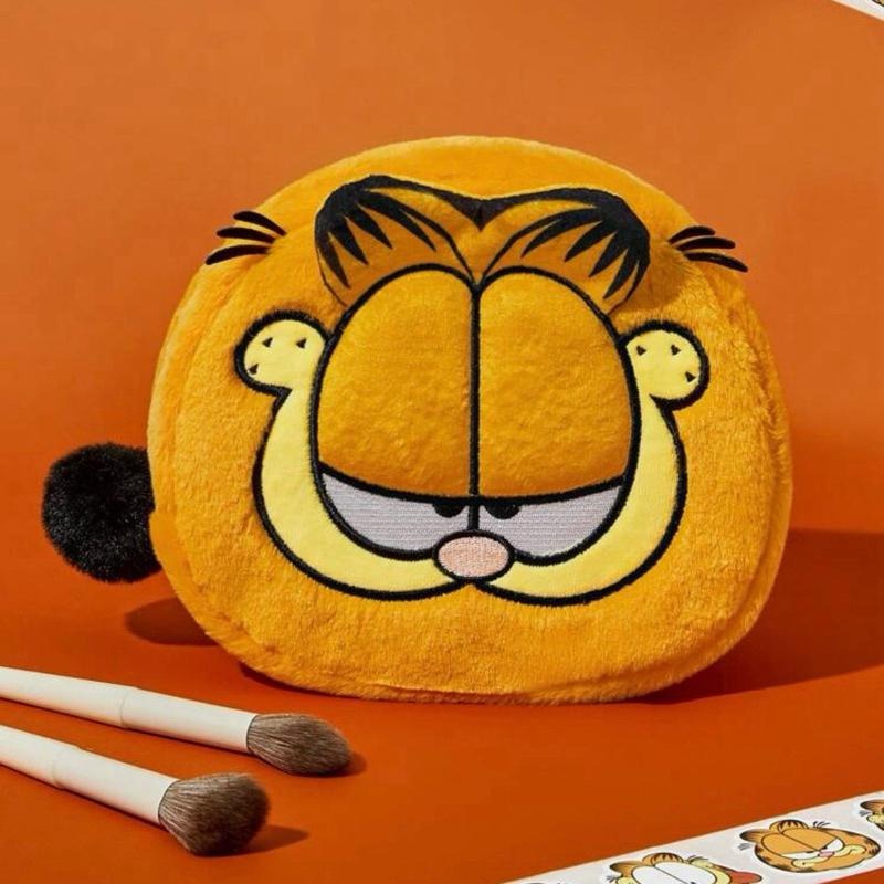 正版聯名 GARFIELD加菲貓 卡通貓刺繡毛絨化妝包 收納包-細節圖3