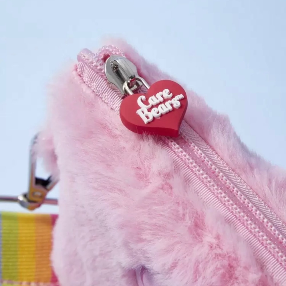 正版聯名 彩虹熊Care Bears 粉紅色毛絨化妝包附手柄 收納包-細節圖10