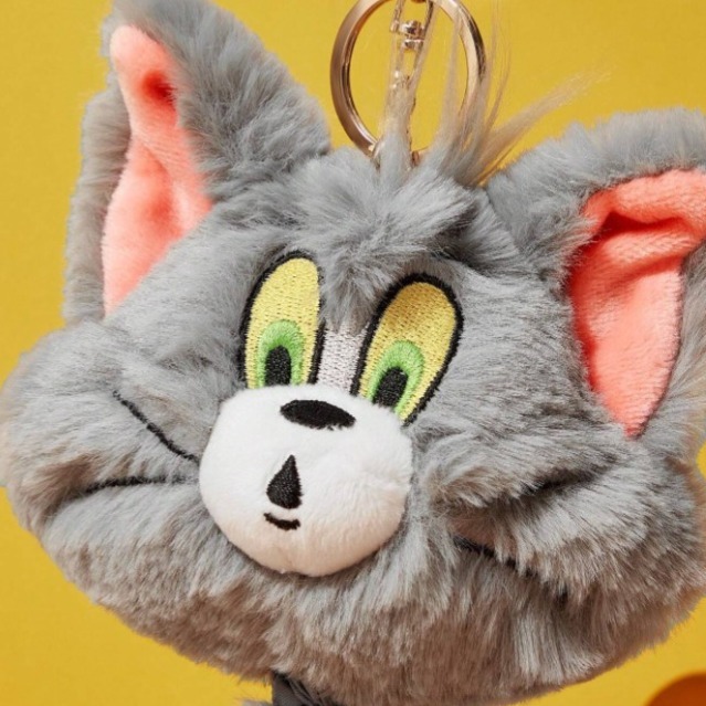 正版聯名 TOM&JERRY湯姆貓和傑利鼠 85週年 會振動尾巴的毛絨可愛吊墜-細節圖10
