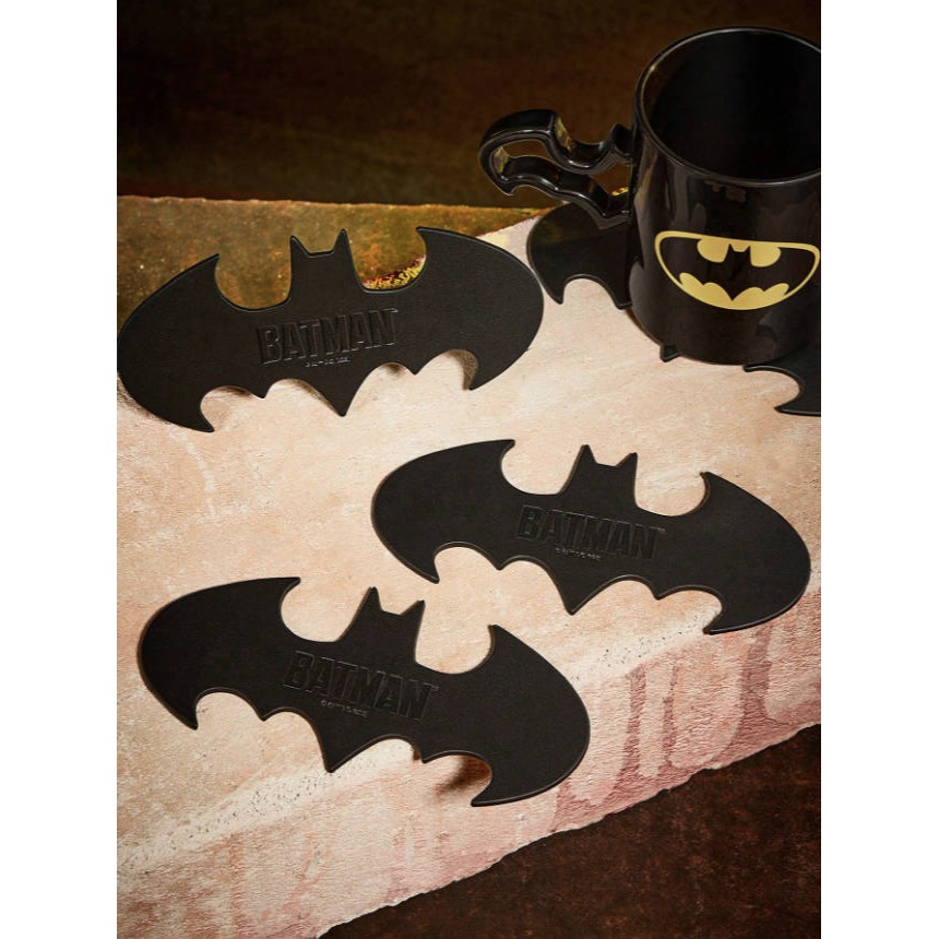 正版聯名 BATMAN蝙蝠俠 超級英雄黑色PU皮革耐熱杯墊餐墊-細節圖2