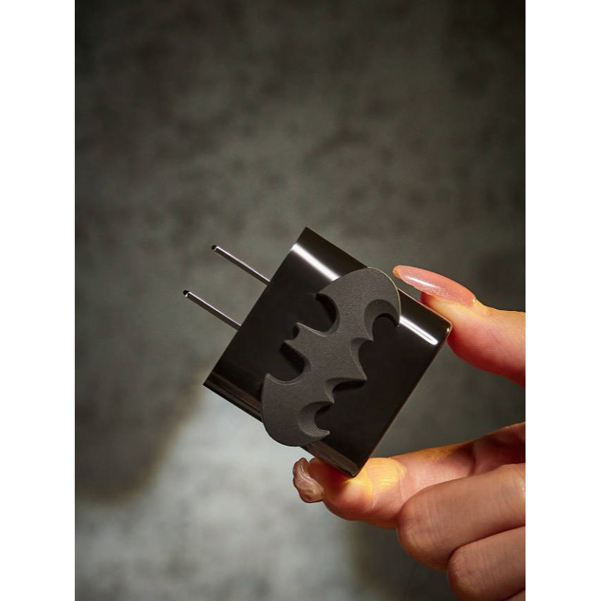 正版聯名 BATMAN蝙蝠俠 超級英雄蝙蝠圖案黑色充電線保護套 充電線整理收納 線套-細節圖3