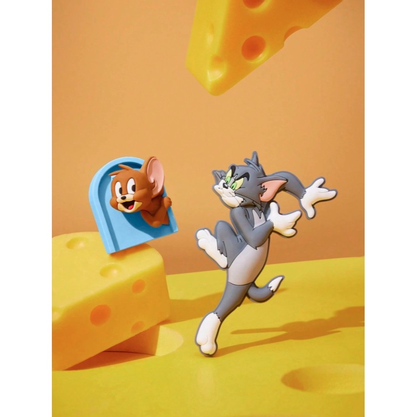 正版聯名 TOM&JERRY湯姆貓和傑利鼠 2入組卡通圖案冰箱貼 冰箱磁體裝飾-細節圖3