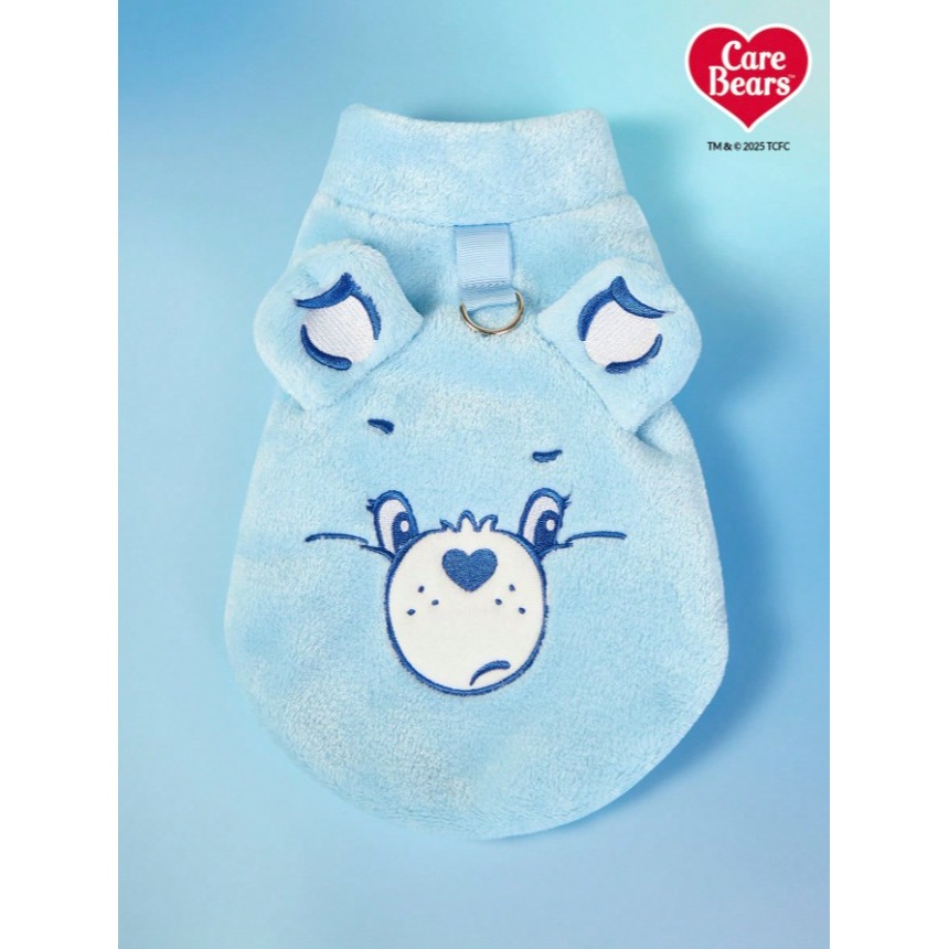 正版聯名 彩虹熊Care Bears 藍色熊刺繡寵物衣服 寵物貓狗通用外套 帶扣毛絨保暖無袖外套 寵物衣服-細節圖3