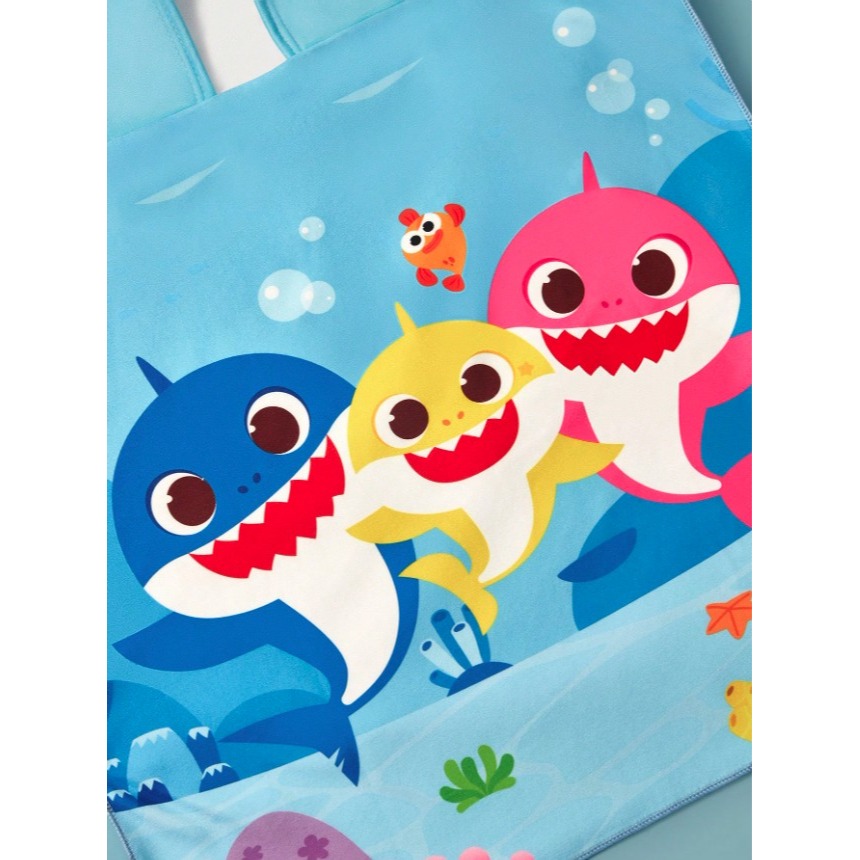正版聯名 鯊魚寶寶 BABY SHARK 卡通圖案兒童連帽吸水浴巾 隔熱保暖-細節圖9