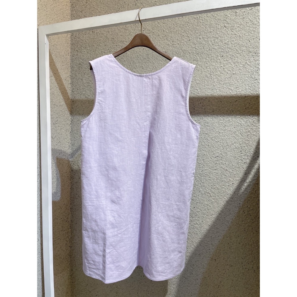 後綁帶亞麻背心洋裝-細節圖10