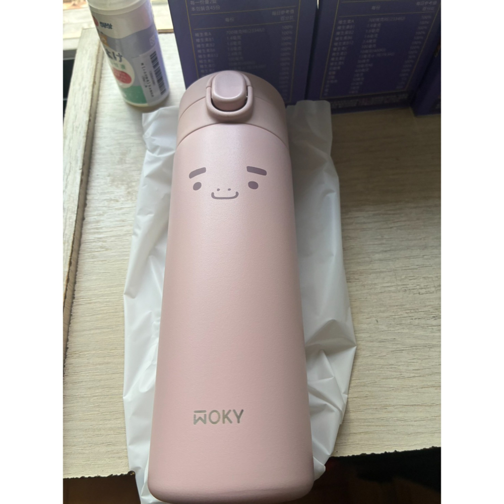 BOXMAN WOKY 沃廚 聯名 保溫杯 輕量 輕芯鈦瓷易潔層 彈蓋 保溫瓶 450ml 鈦陶瓷-細節圖2