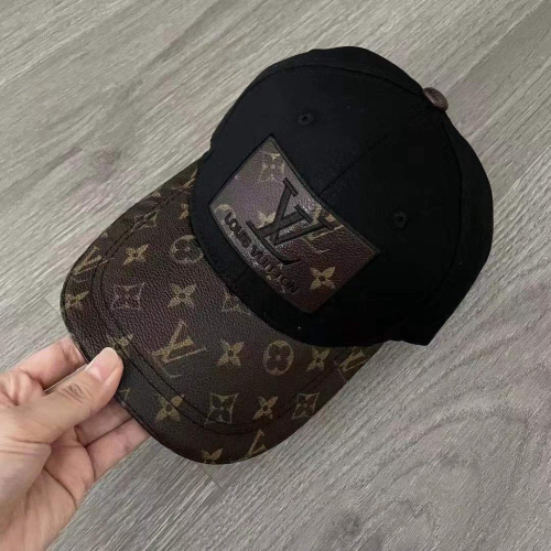 Gorra Louis Vuitton $20,000