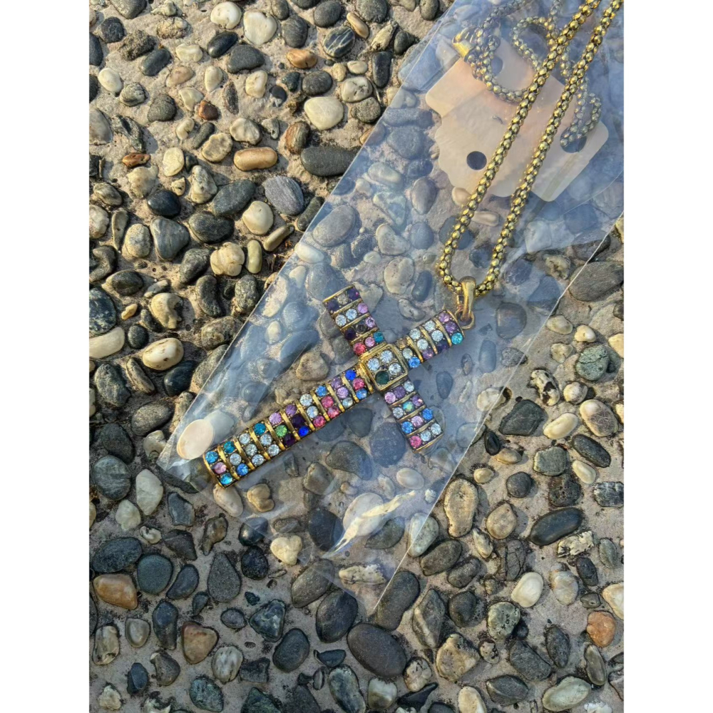 金色彩鑽十字架項鍊水鑽-細節圖3