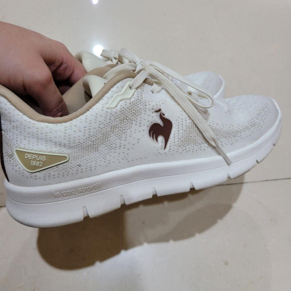 95新Le coq sportif 燕麥米白黃色24.5cm公雞牌運動鞋子-細節圖9