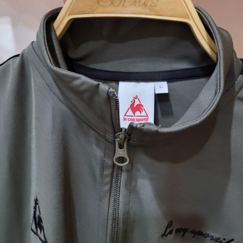 99新L號le coq  sportif 墨綠色公雞運動休閒外套吸濕排汗-細節圖2