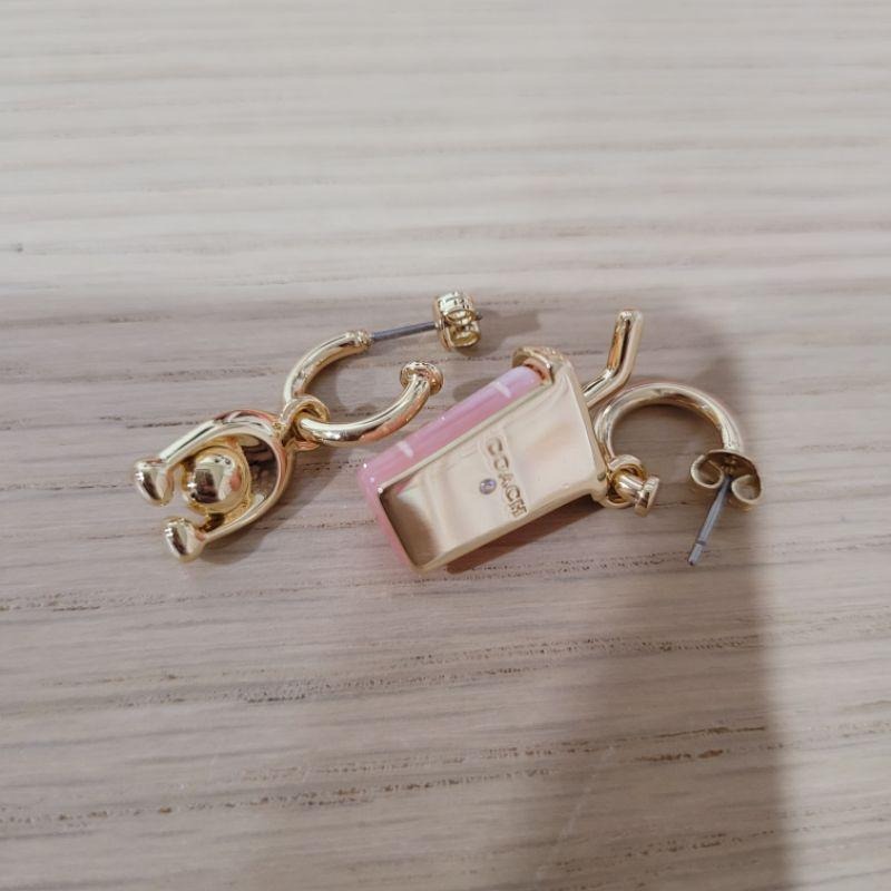 全新Coach 專櫃款金色奶昔飲料杯奶茶粉色耳環與Swarovski AliceinWonderland撲克牌水滴形耳環-細節圖3