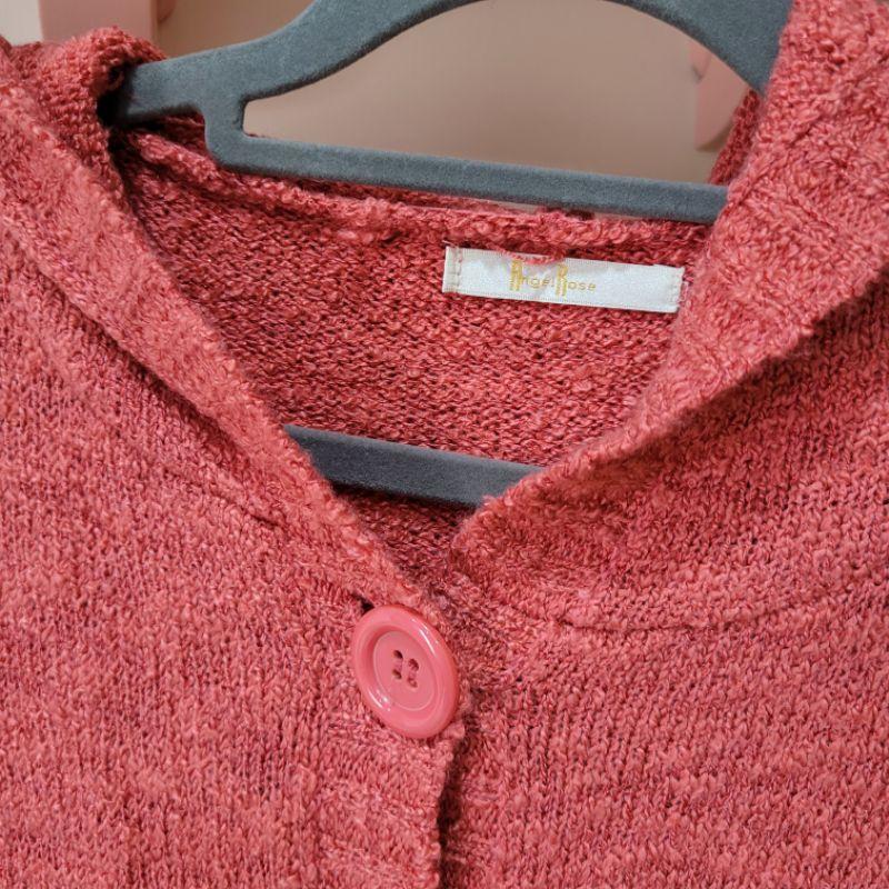 85新日本專櫃angel rose莓紅色M號中長版編紅蔥線針織外套-細節圖4
