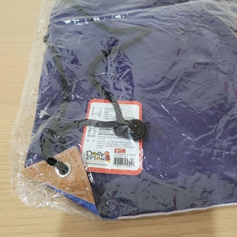 全新日本迪士尼樂園30周年米奇與米妮未拆封寶特瓶蓋與吸管 哆啦A夢帆布後背袋-細節圖9