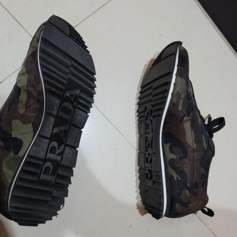 九成新Prada軍綠色迷彩花紋 綠花紋休閒鞋男鞋女鞋40號-細節圖3