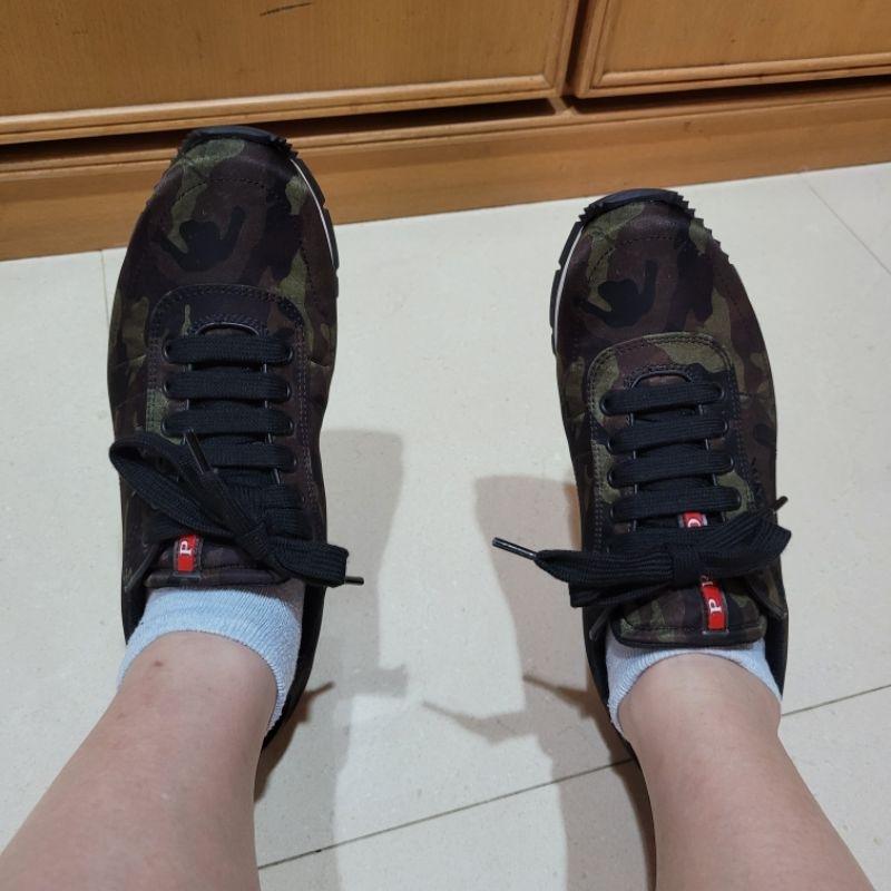 九成新Prada軍綠色迷彩花紋 綠花紋休閒鞋男鞋女鞋40號-細節圖7