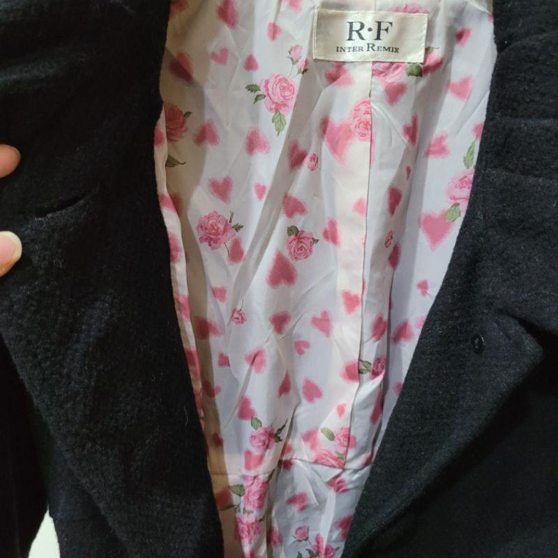 八成新日牌RF黑色高腰A line大衣外套版型漂亮修身-細節圖3