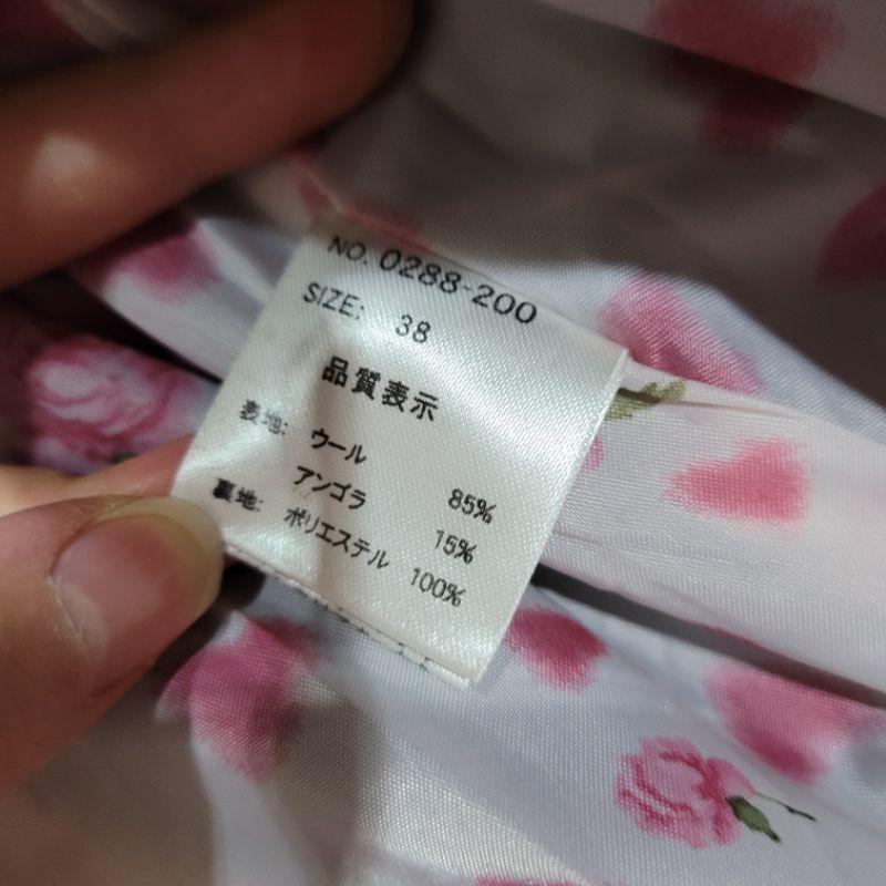 八成新日牌RF黑色高腰A line大衣外套版型漂亮修身-細節圖5