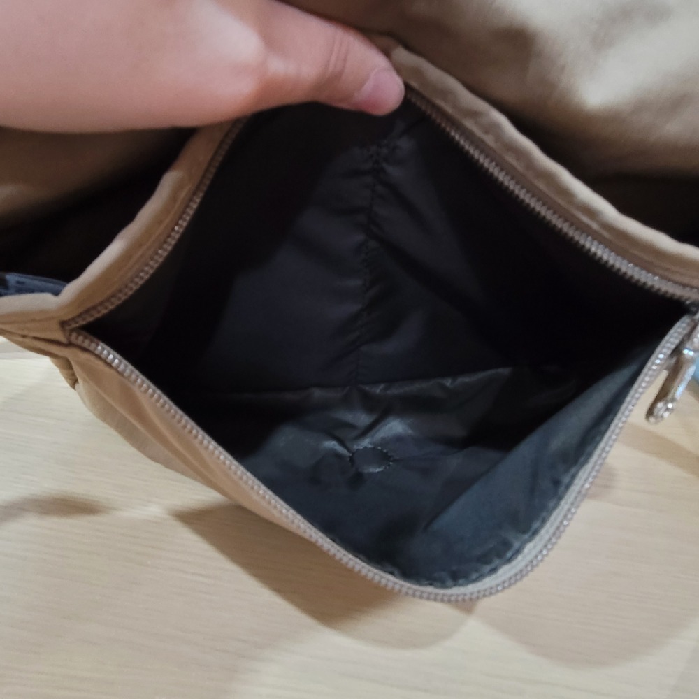 95新Porter International米色尼龍側背包小方包-細節圖9