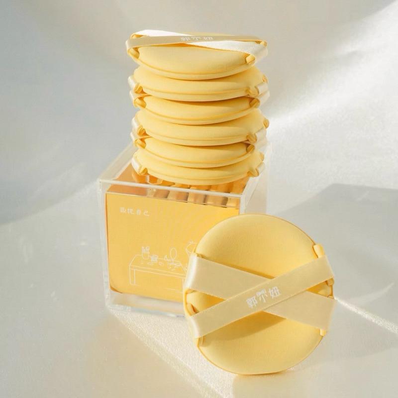 新品現貨｜官方授權🏆郭小妞圓尖雙絲帶粉撲單入🐰上妝服貼就靠他！-細節圖2