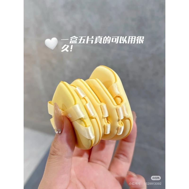 新品現貨｜官方授權🏆郭小妞圓尖雙絲帶粉撲單入🐰上妝服貼就靠他！-細節圖4