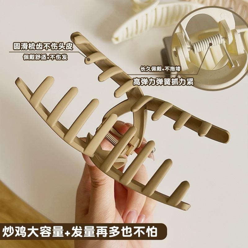 新品現貨｜法式復古鯊魚夾🤍簡約磨砂抓夾🐈-細節圖2