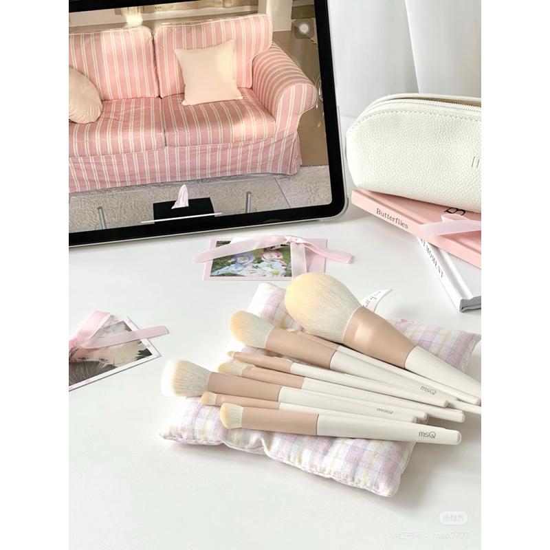 新品現貨｜𝙈𝙎𝙌 魅絲蔻11隻奶芙化妝刷套刷☁️送收納包💗-細節圖3