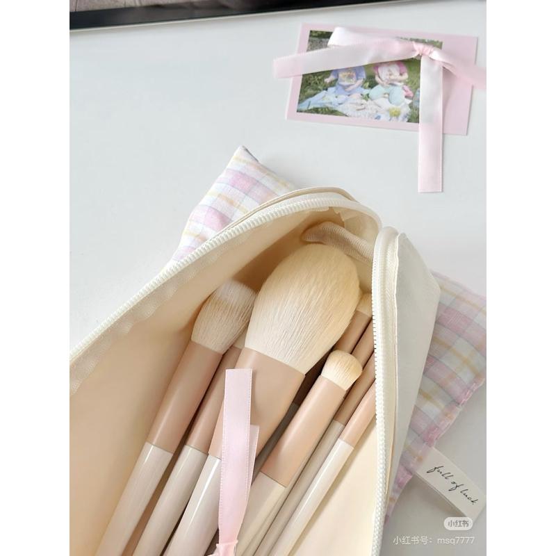 新品現貨｜𝙈𝙎𝙌 魅絲蔻11隻奶芙化妝刷套刷☁️送收納包💗-細節圖7