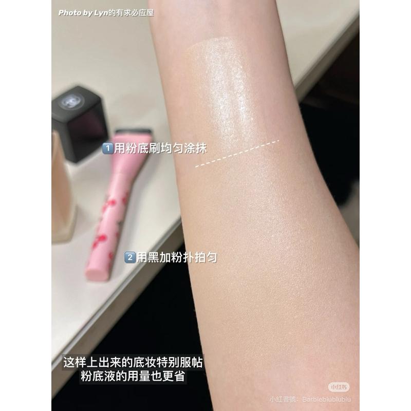 新品現貨｜𝘼𝙈𝙊𝙍𝙏𝘼𝙇𝙎爾木萄超薄粉底刷🤍輕薄底妝の秘密㊙️-細節圖2