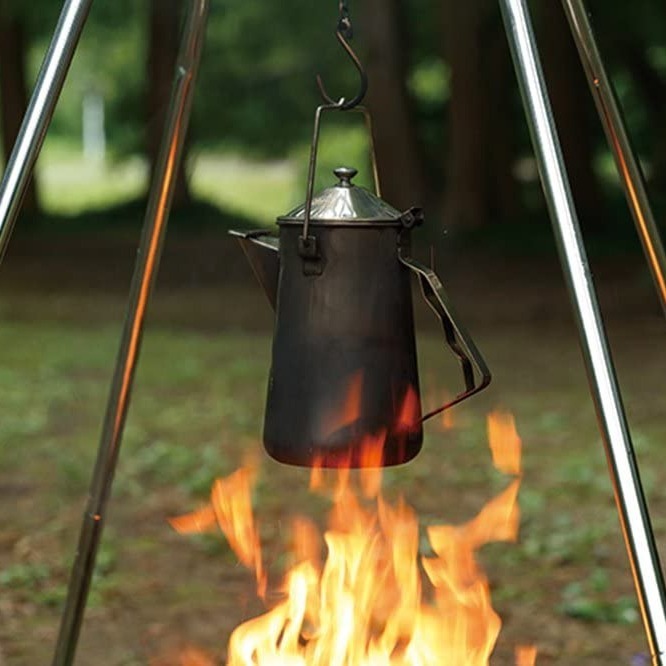 【現貨】Coleman 經典不鏽鋼燒水壺 1.6L CM-26788｜吊掛焚火壺、野營茶壺、直火耐用。304 不鏽鋼-細節圖3