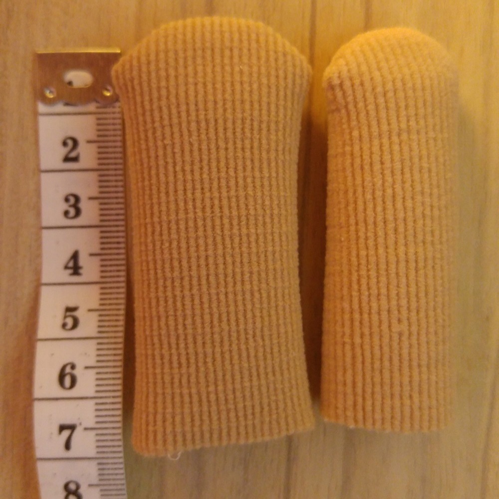 【現貨】纖維矽膠腳趾套：閉口式防護、長度可剪裁。預防登山路跑黑青甲、水泡｜拇指外翻、雞眼、腳趾防摩擦保護套-細節圖2