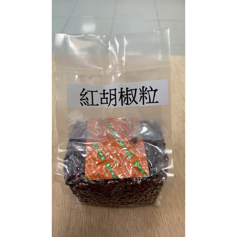 柬埔寨 貢布紅胡椒粒 貢布白胡椒粒  貢布黑胡椒粒  200g 真空包裝 代購代買 胡椒粒-細節圖2