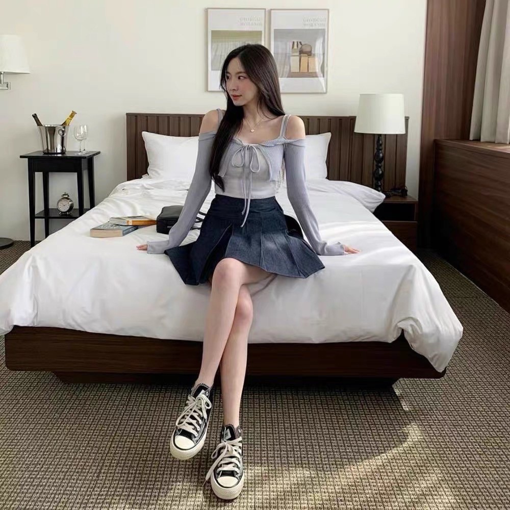 55p.cinereus ▷預購 正韓荷葉邊綁帶細肩小罩衫-細節圖6