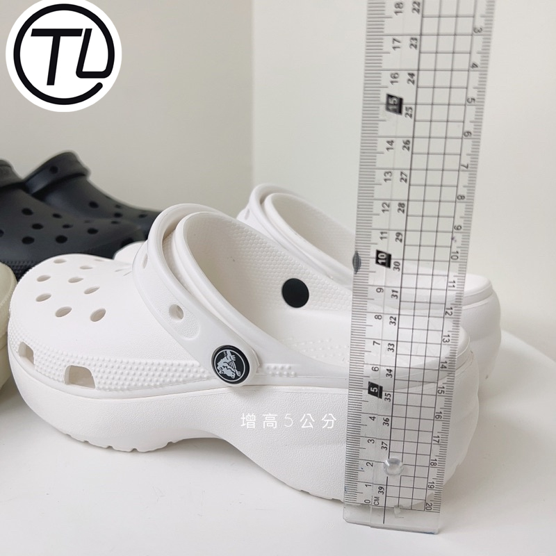 crocs classic platform clogs 雲朵鞋 洞洞鞋 穆勒鞋 增高 厚底 防水206750-細節圖6