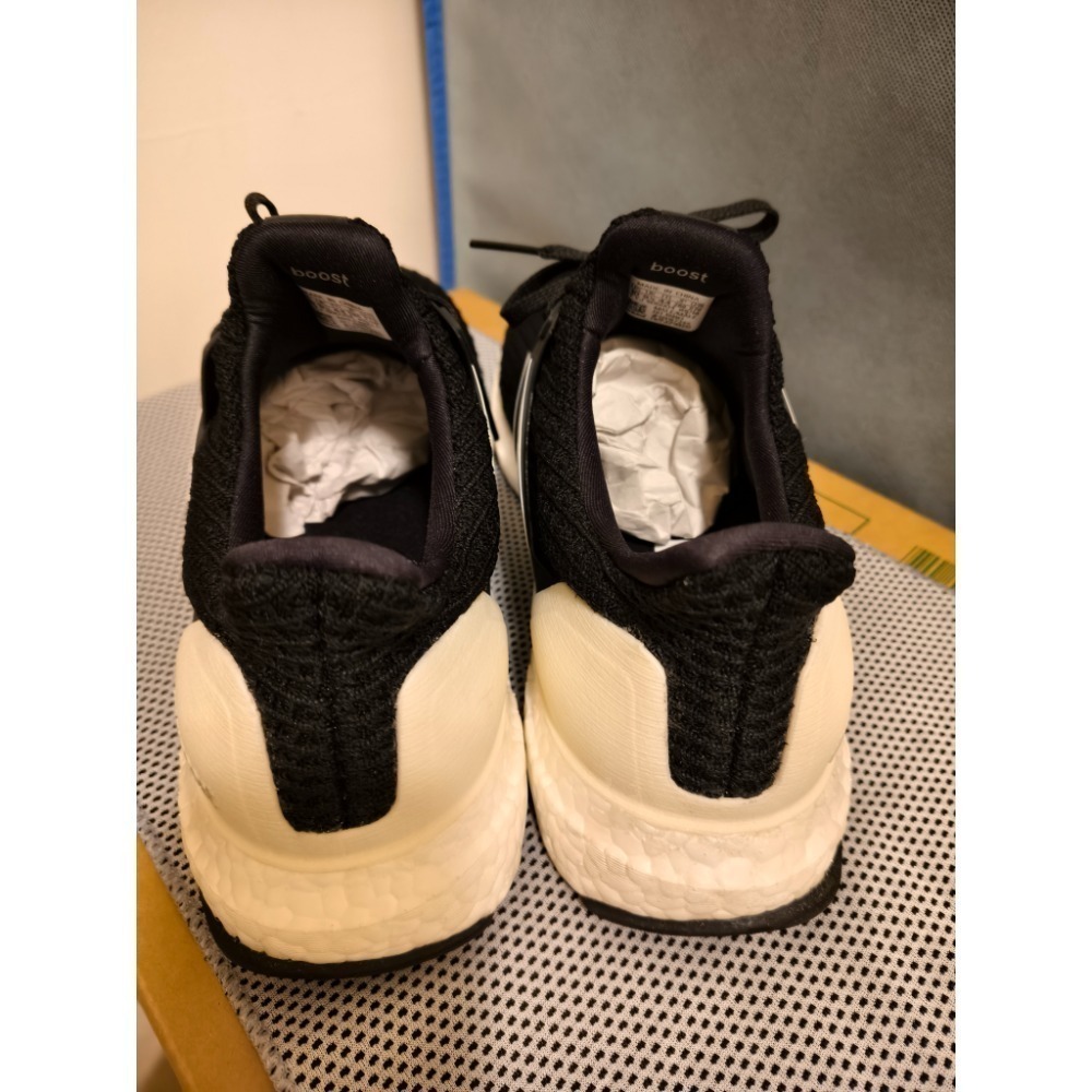 二手近全新 adidas 慢跑鞋 UltraBOOST 4.0 AQ0062 US10-細節圖5