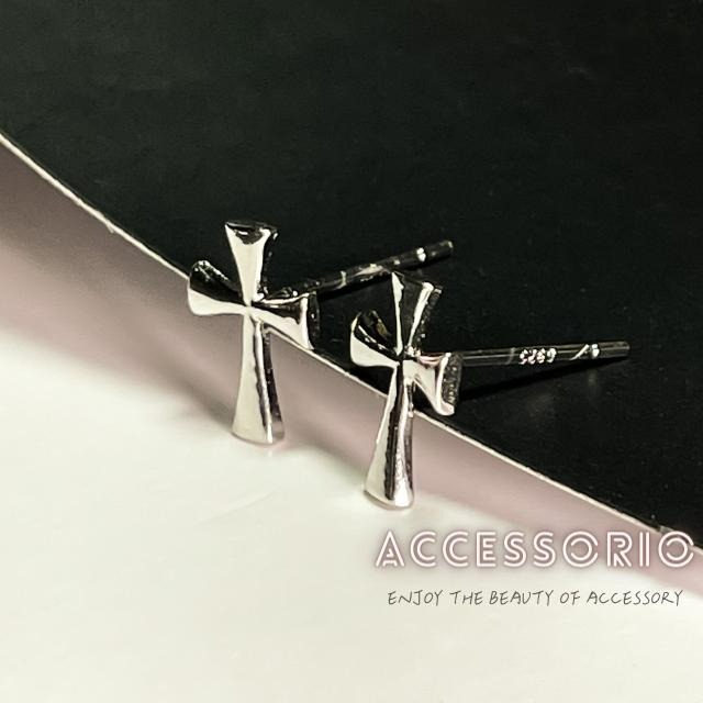 ╶◇╴拾飾 Accessorio 現貨   S925通體純銀 哥德風 十字架耳環-細節圖3