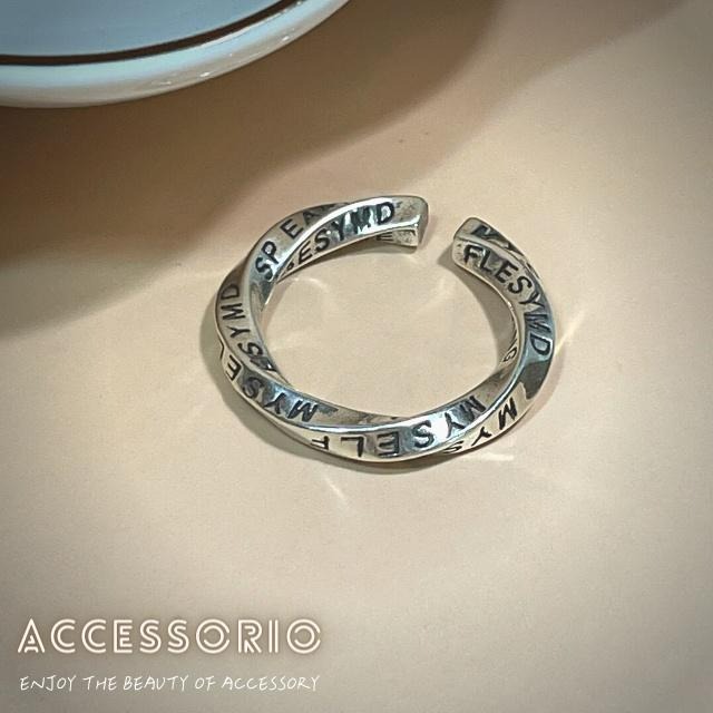 ╶◇╴拾飾 Accessorio 現貨   S925純銀 扭轉英文戒指-細節圖2