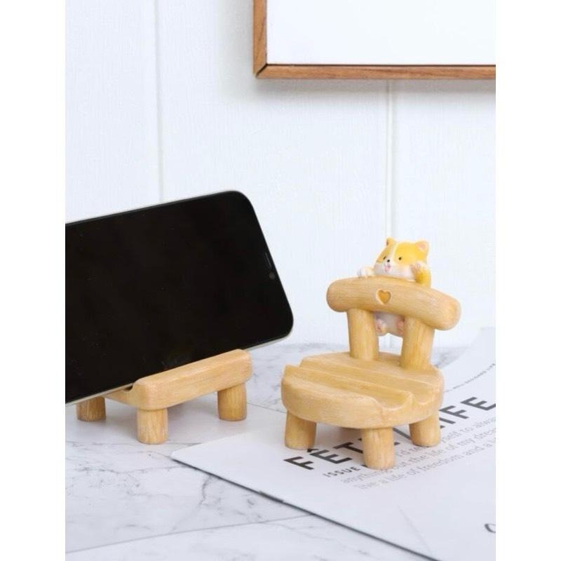 《胖胖ㄉ狗狗》*現貨*手機架 桌面擺件 擺飾 可愛 居家生活 居家用品 居家裝飾 小椅子 小凳子 貓狗手機架 眼鏡架-細節圖5