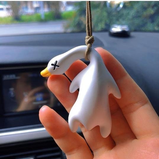 《胖胖ㄉ狗狗》*現貨*變色烤鴨 鞦韆烤鴨 烤鴨 車內擺件 後照鏡掛件 掛飾 吊飾 車載 車內裝飾物 汽車用品-細節圖4
