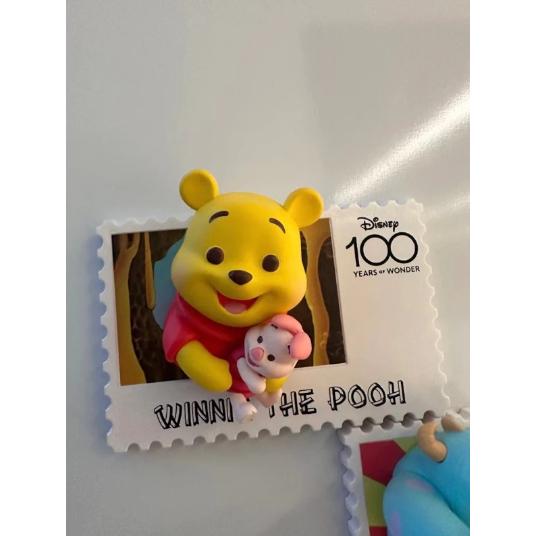 《胖胖ㄉ狗狗》✨現貨，正版授權✨迪士尼100週年郵票盲盒 冰箱貼 復古郵票系列 收藏 擺件-細節圖2